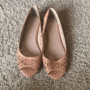 Restricted Malibu flats 8.5